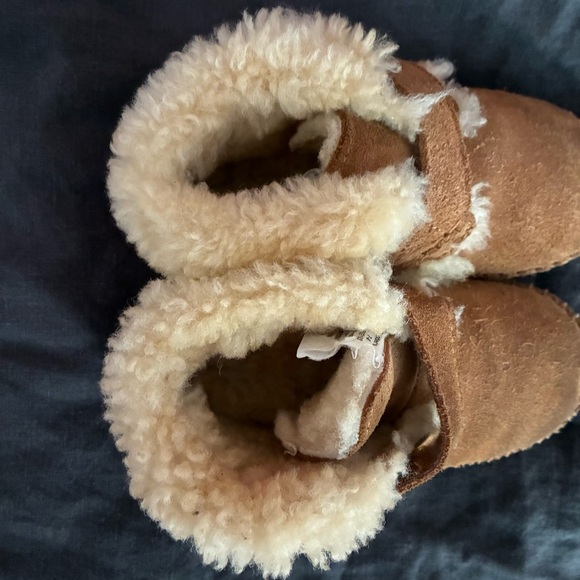 Shearling Slippers - Picture 5 of 8